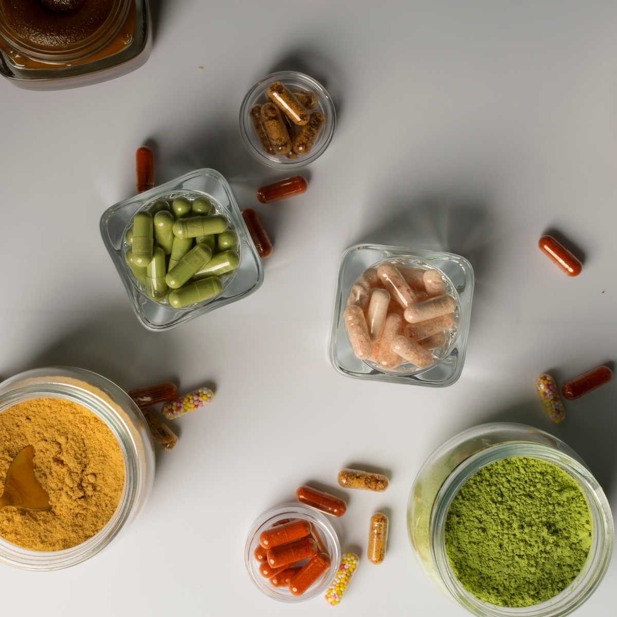 Four Tips for Choosing Safe Dietary Supplements VITAVATE™